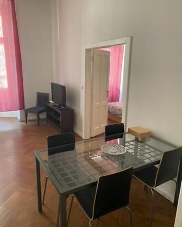 Large 3 Bedroom Family Apartment Close To The River ปราก ภายนอก รูปภาพ